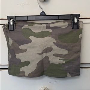 cami/army green tube top